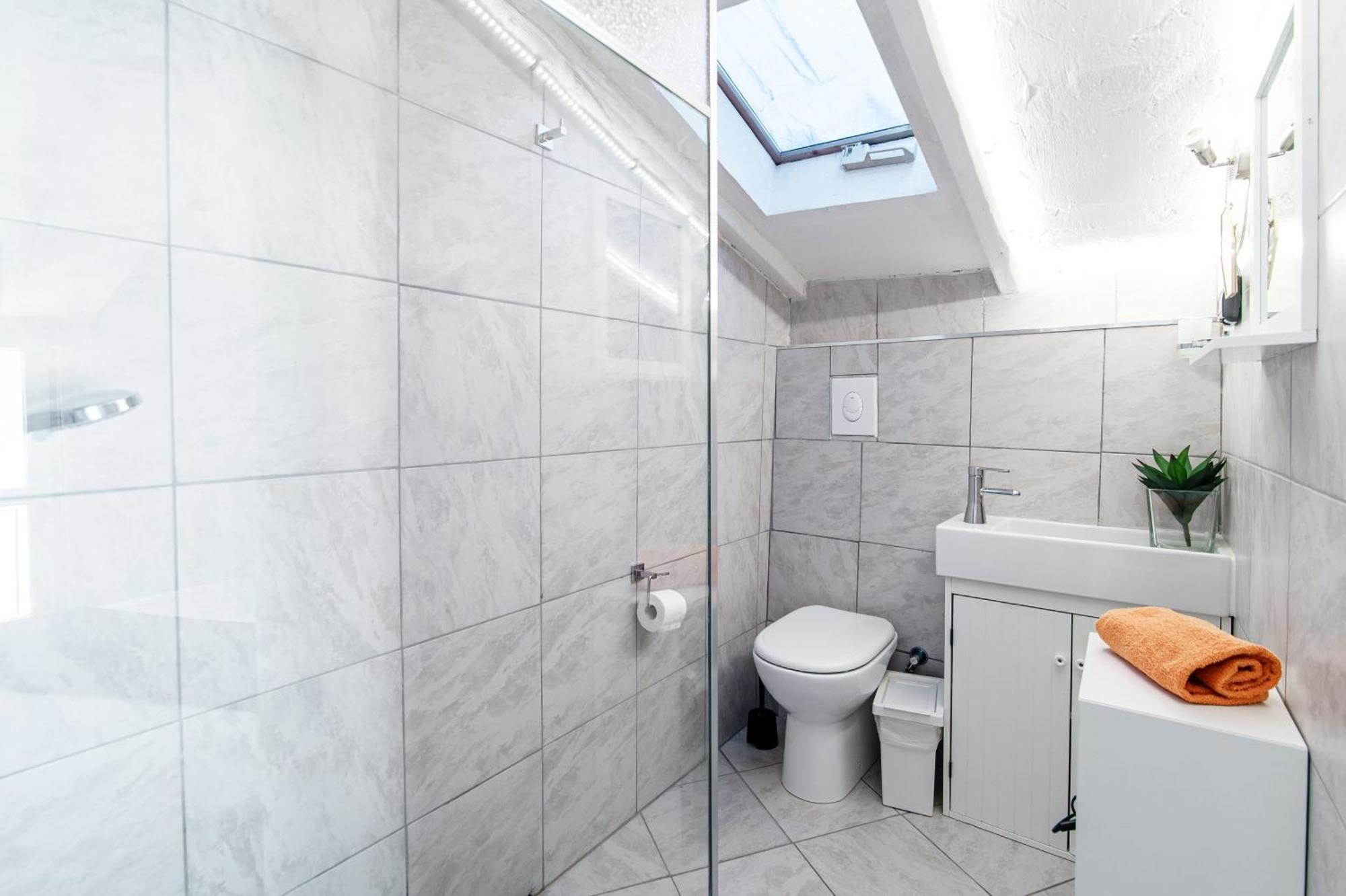 Joivy Al Duomo Guest House Como Exterior photo